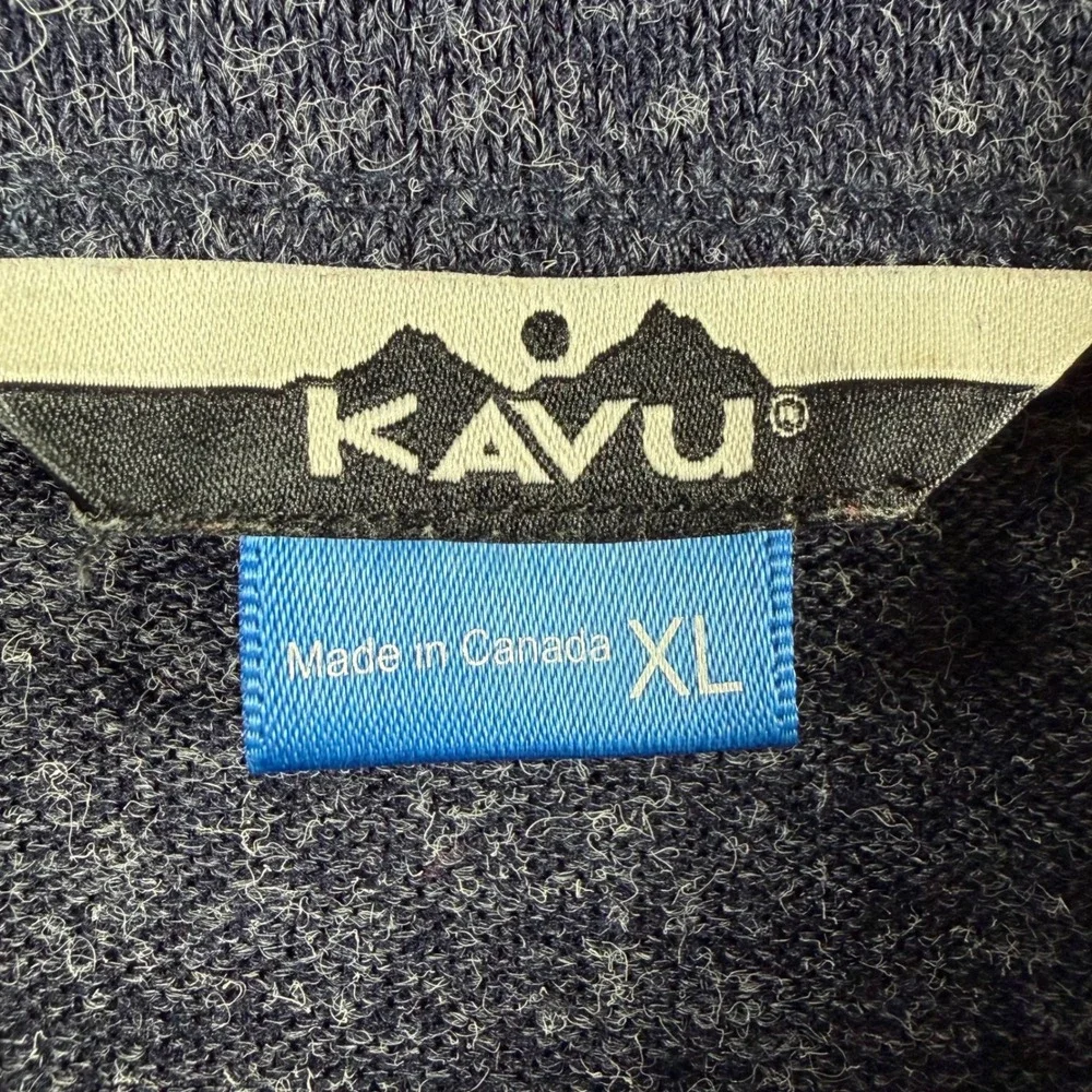 Kavu turtleneck sweater